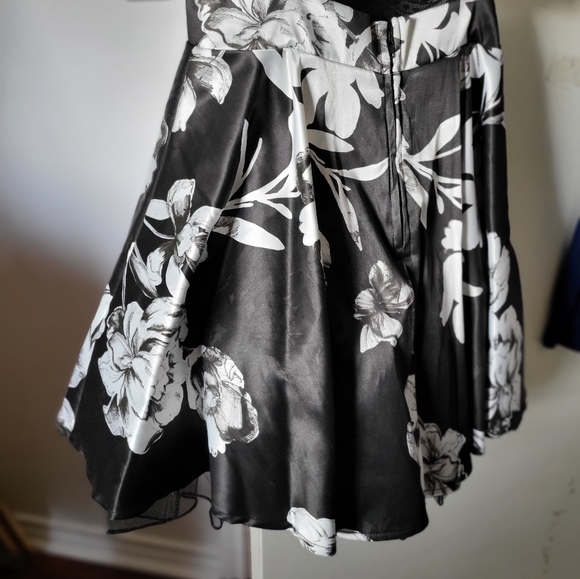 Dress, homecoming, prom, dance, two piece dress - Picture 4 of 5